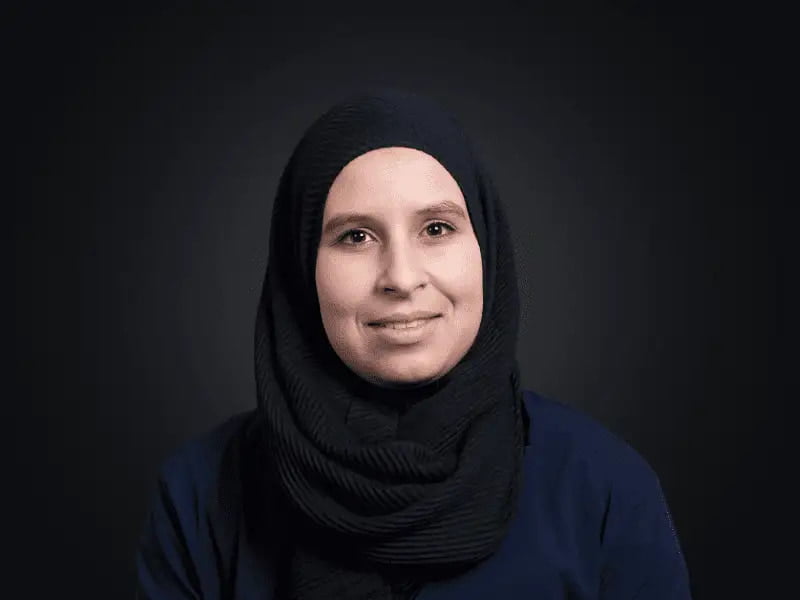 “Ik haal energie uit het helpen van mensen” – Collega Souad Ben Omar
